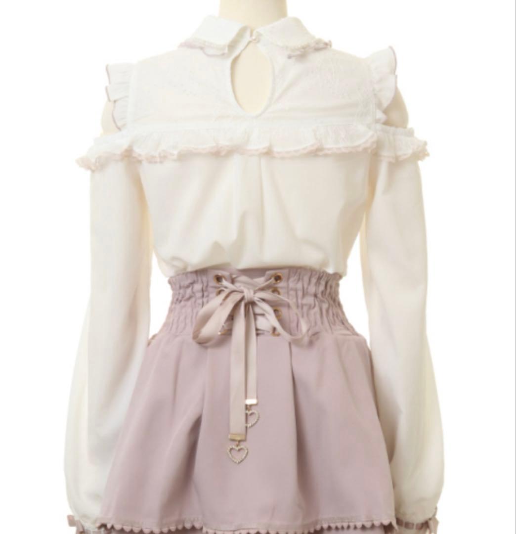 ♡LIZLISA♡BIGリボンオープンショルダーブラウス ♡ - メルカリ