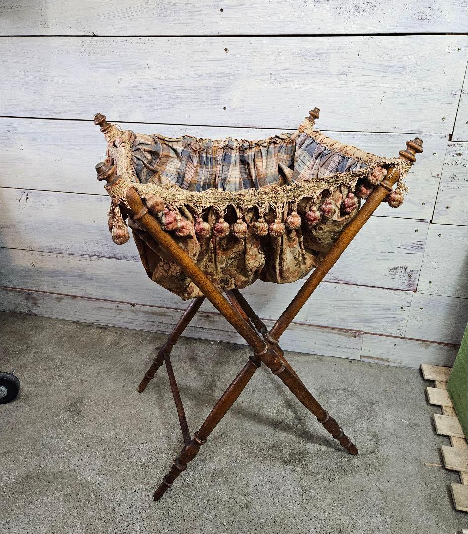 フランスアンティーク ソーイングスタンド 木製×ファブリック フリンジ