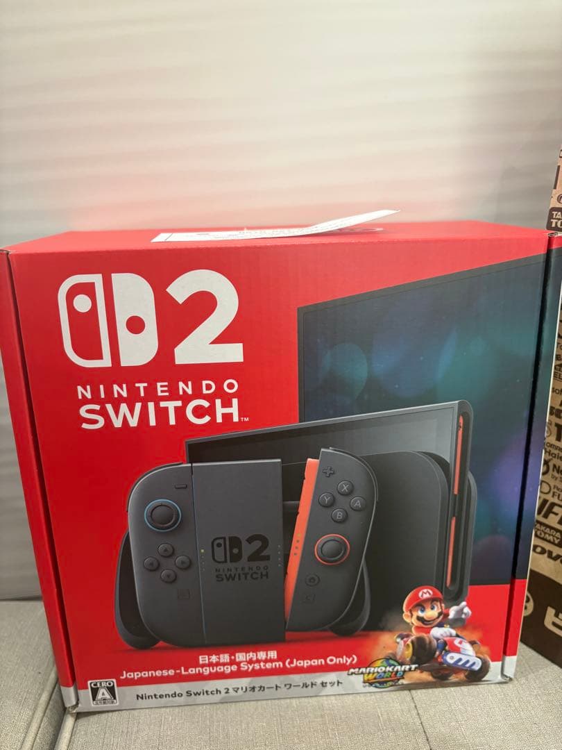 Nintendo Switch 2 日本語専用　マリオカート Amazon.co.jp: Nintendo Switch 2(日本語・国内専用) マリオカート