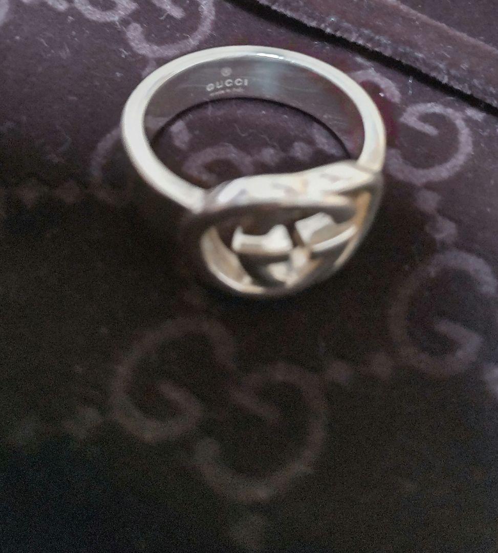GUCCI シルバーリング ロゴデザイン 専用袋付き