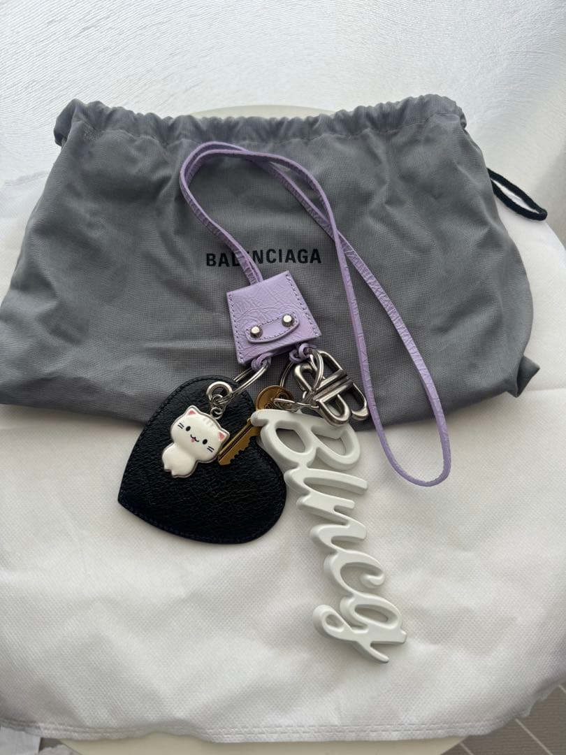 バレンシアガ　チャーム lifecreate-kc_e4693