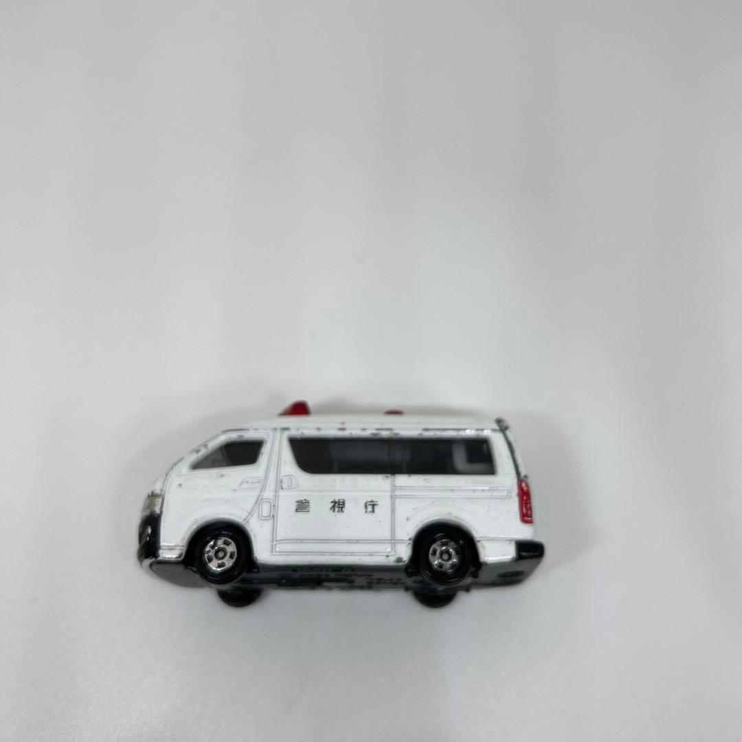 トミカ ハイエース 多目的車 警視庁 パトカー No.48 - メルカリ