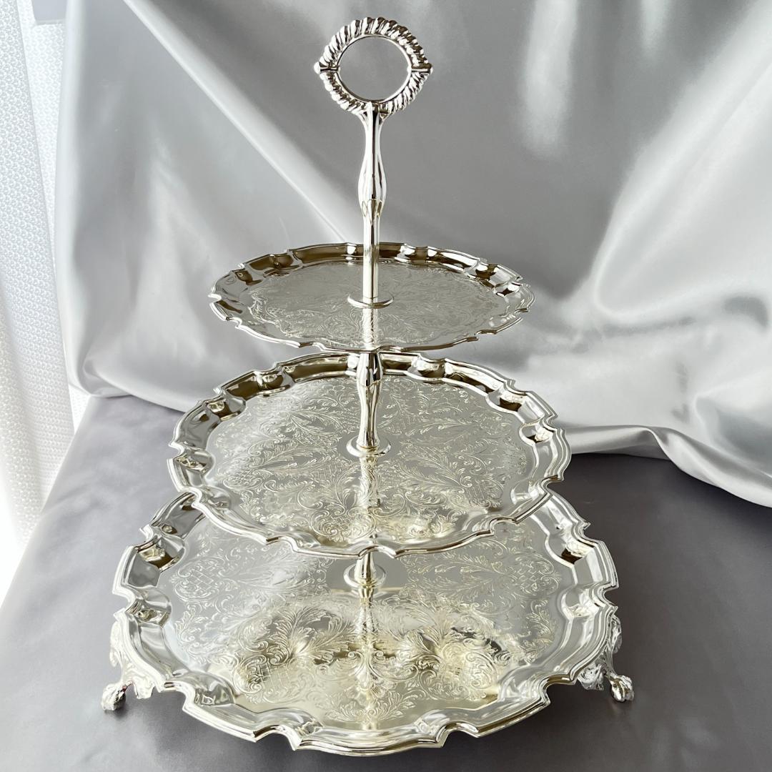 【QUEEN ANNE】 チッペンデールのケーキスタンド 3段 アフタヌーンティースタンド ケーキスタンド 3段 ピンク 可愛い