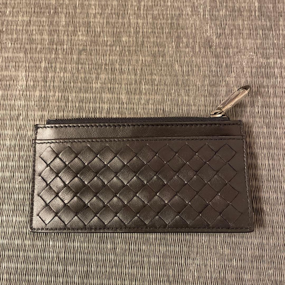 ボッテガヴェネタ　ブラック編み込みケース ボッテガ・ヴェネタ“編み込み模様”のスーツケース「オデッセイ」軽くて