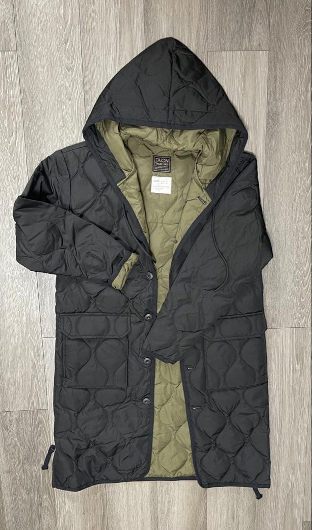 TAION ミリタリー フード ダウンコートM ブラック/オリーブ タイオン TAION ミリタリー フード ダウンコート （ダークオリーブ