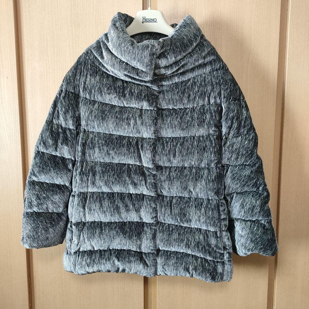 極美品✨ヘルノ ベルベット ショート丈 シグネチャーコレクションダウンジャケット 極美品✨ヘルノ ベルベット ショート丈 シグネチャーコレクション