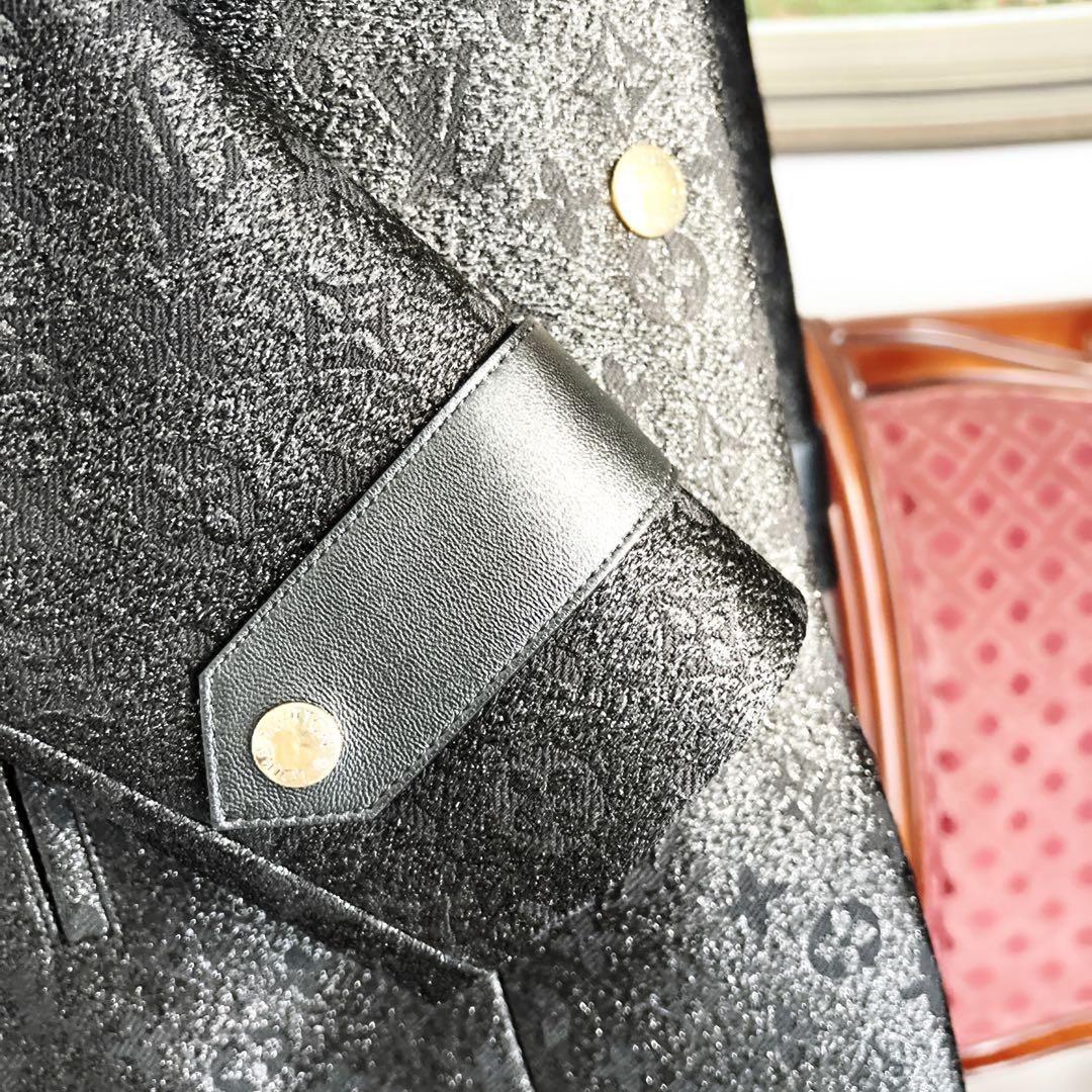 美品 LOUISVUITTON ヴィトン モノグラム レザー 刺繍 コート - メルカリ