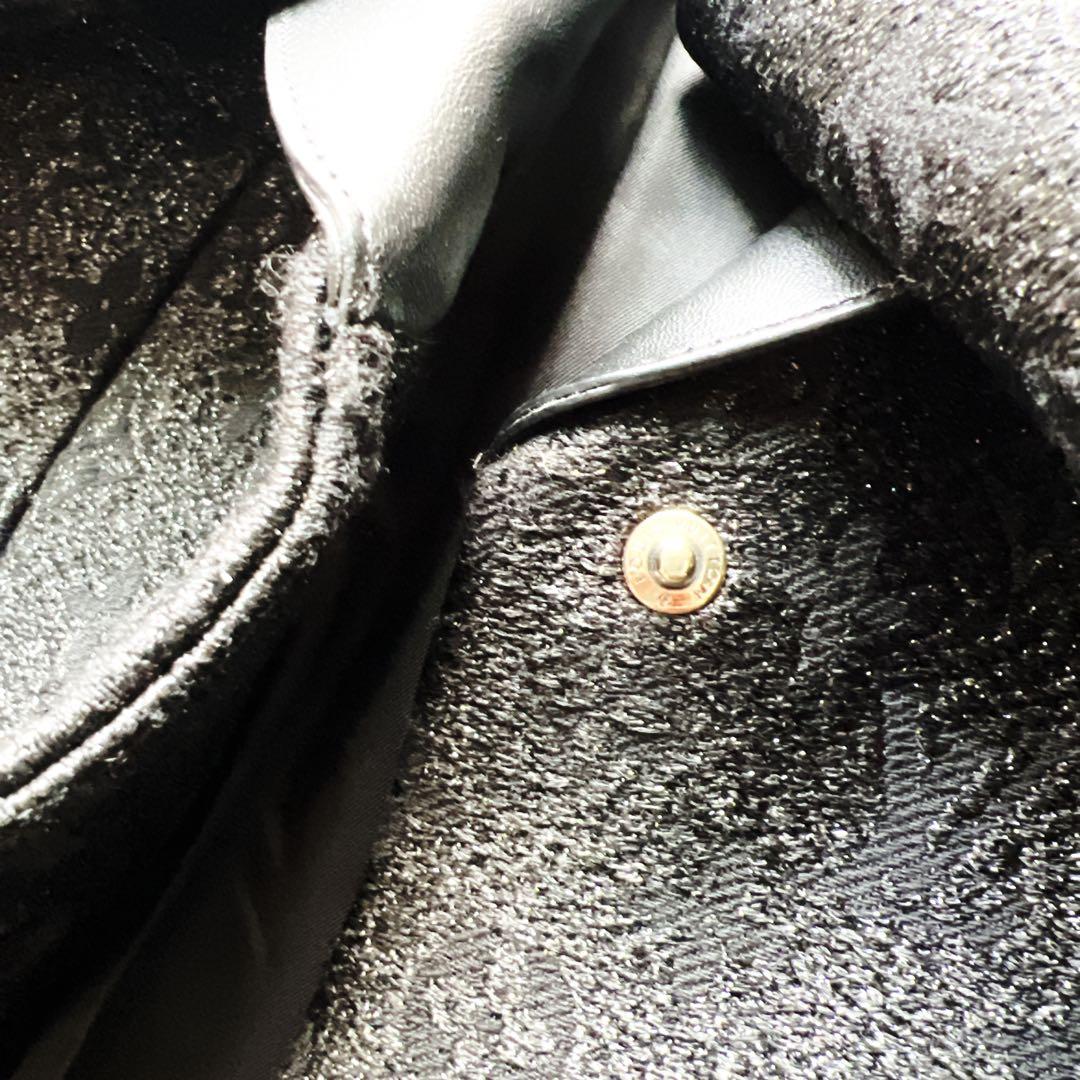 美品 LOUISVUITTON ヴィトン モノグラム レザー 刺繍 コート - メルカリ