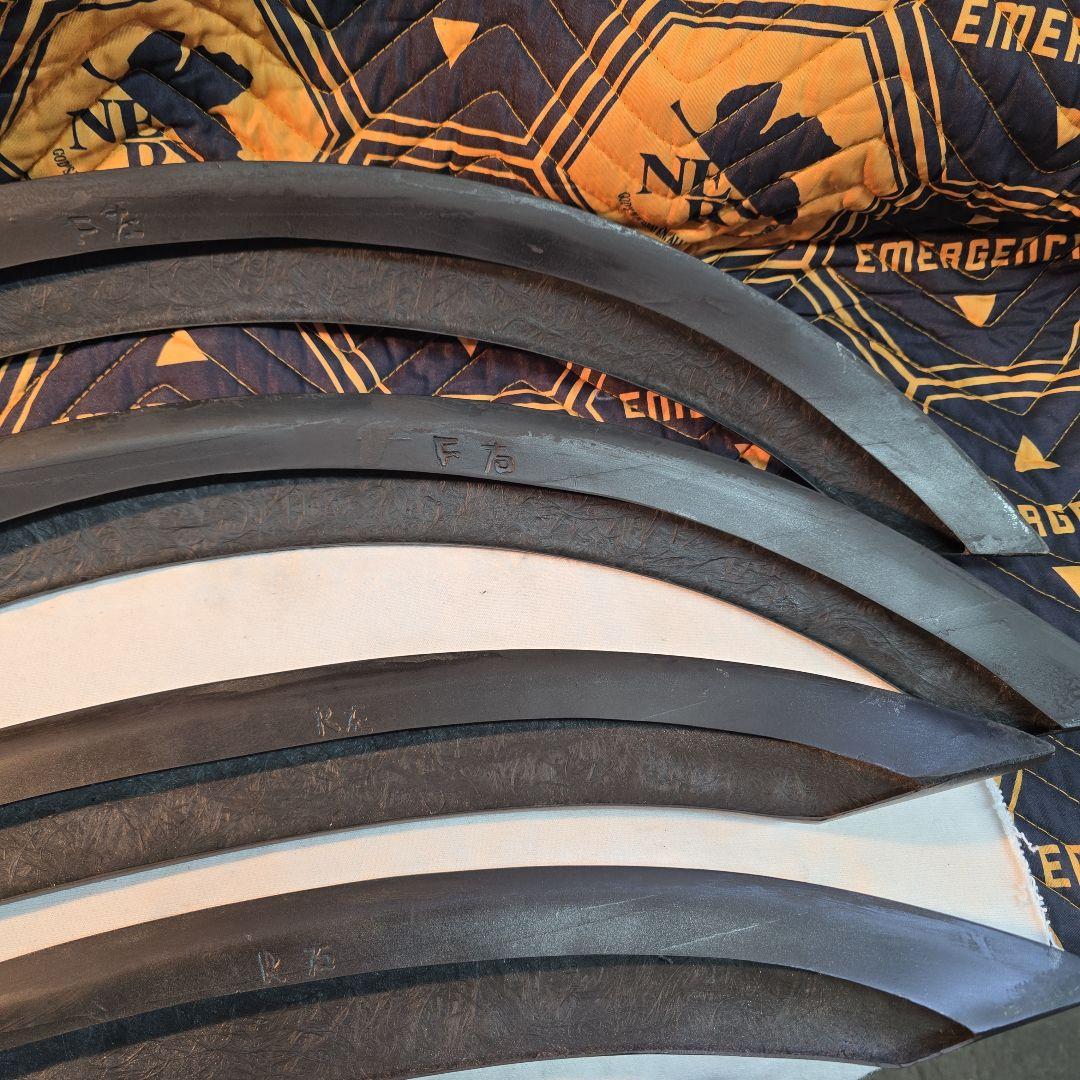 ジェネシス オーバフェンダー 4個セット DR30 スカイライン - メルカリ