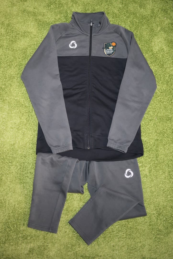 青森山田サッカー部　トップチームセットアップ　Mサイズ 青森山田サッカー部 トップチームセットアップ Mサイズ 青森山田