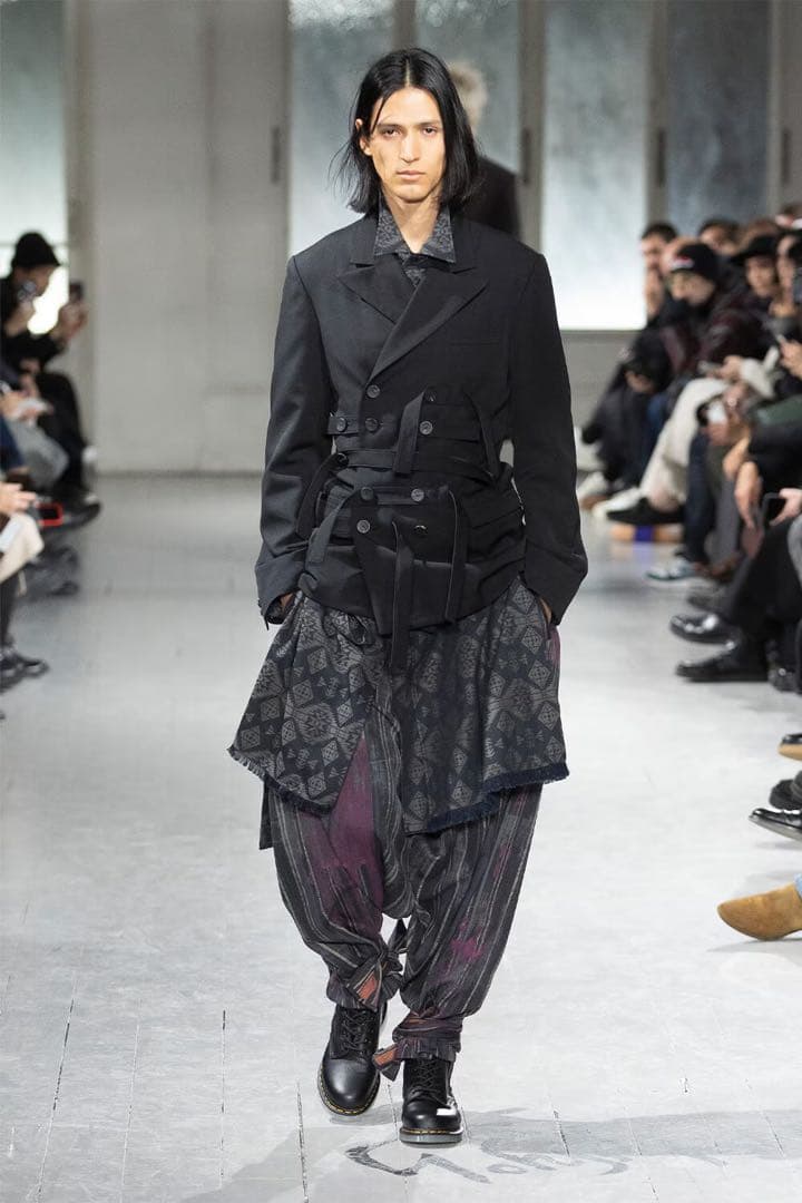yohji yamamoto 23aw ガウンコート Yohji Yamamoto POUR HOMME AUTUMN / WINTER 2023-24 – THE SHOP YOHJI