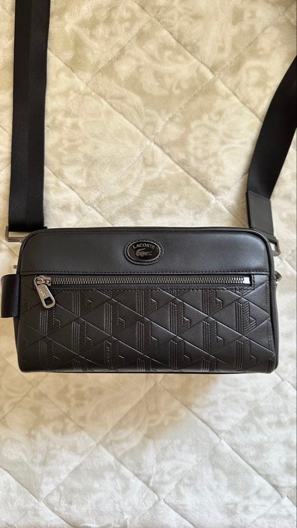 ラコステ レザーモノグラフショルダーポーチ - メルカリ