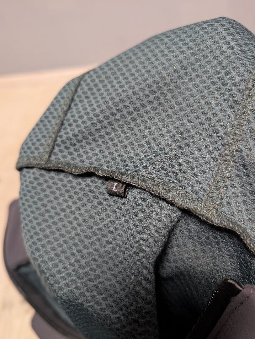 biFarr バイファール BF-BH1 ウループフーディ Lサイズ