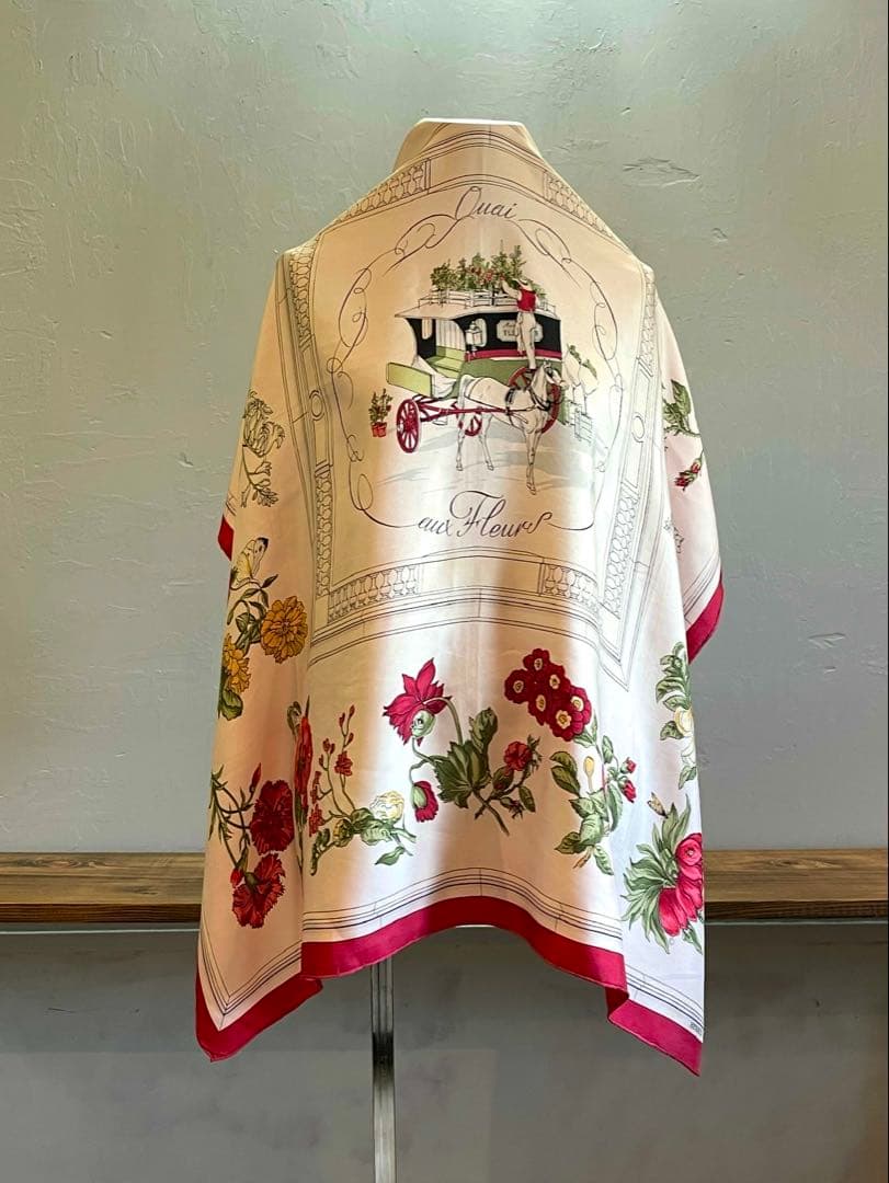 HERMES Vintageスカーフ 60s Hermes Pavois Flags Silk Scarf - Lucky Vintage