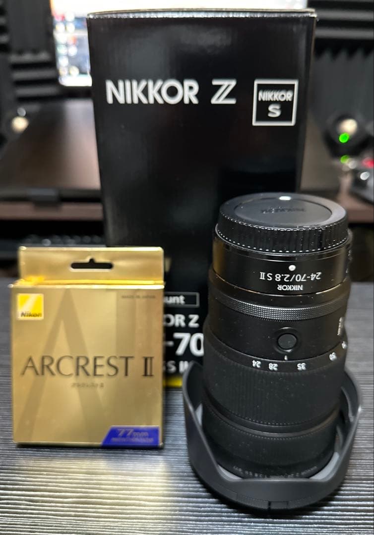 Nikon ニコン　24-70mm f/2.8 S Ⅱ ズームレンズ　美品 Amazon.co.jp: Nikon 標準ズームレンズ NIKKOR Z 24-70mm f/2.8 S II