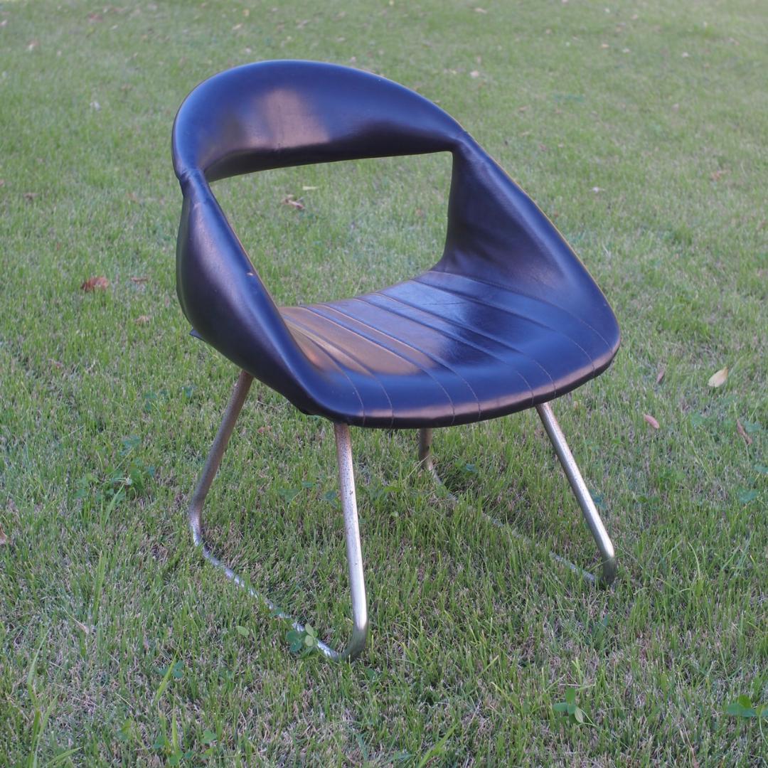 ①ラウンジチェア 黒 ミッドセンチュリー 昭和レトロ OVERMAN社 ラウンジチェア レザー 回転式 北欧 ブラック ミッド