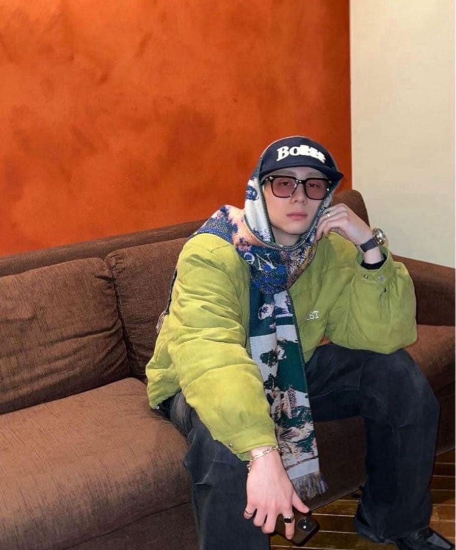 Montmartre New York MMM マフラー INI 西洸人着用 INI 西洸人 着用】Montmartre New York マフラー 新品 - メルカリ