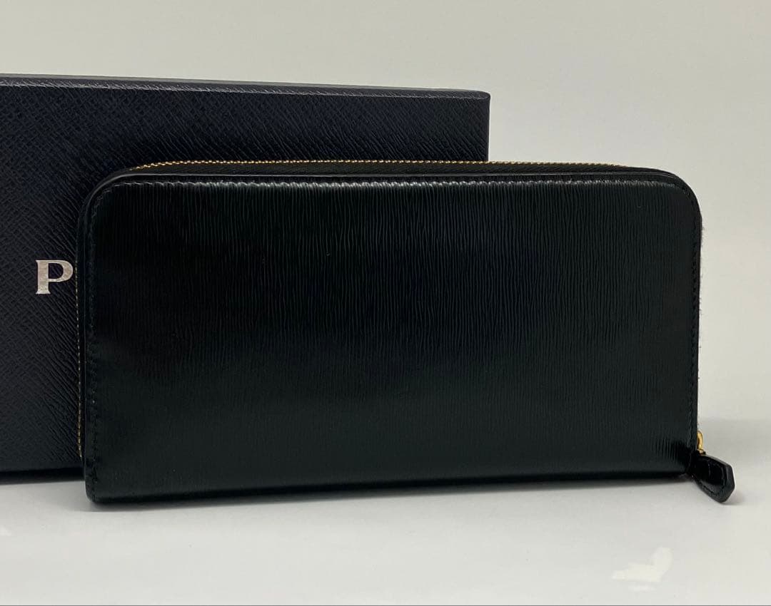 ⭐️ 極美品 プラダ ヴィッテロ ムーブ ラウンド ジップ 長財布