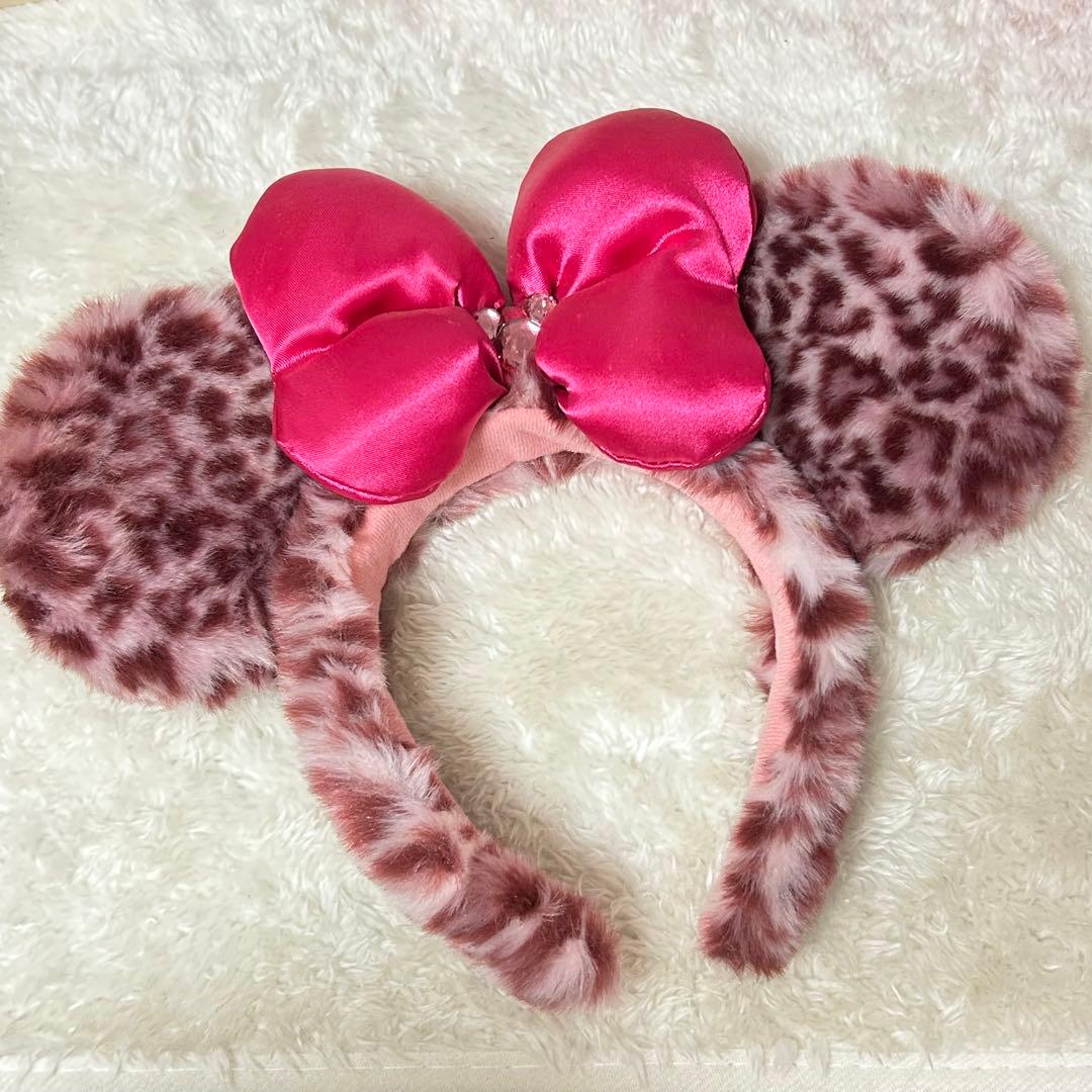 ディズニー カチューシャ 限定 ヒョウ柄 ピンク - メルカリ