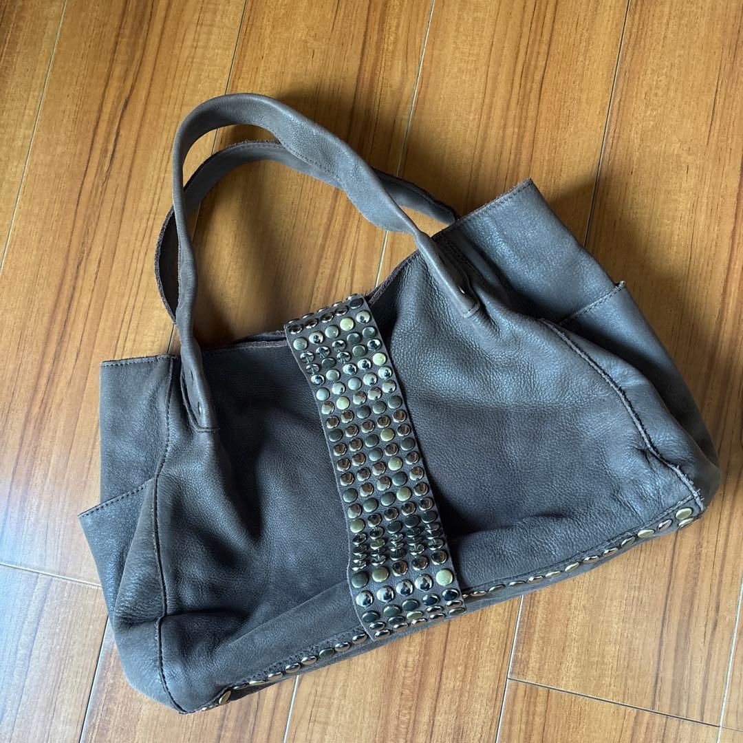 TRES スタッズバッグ　y2k 本革 TRES】y2k 本革スタッズ ワンショルダーバッグ 黒 - メルカリ