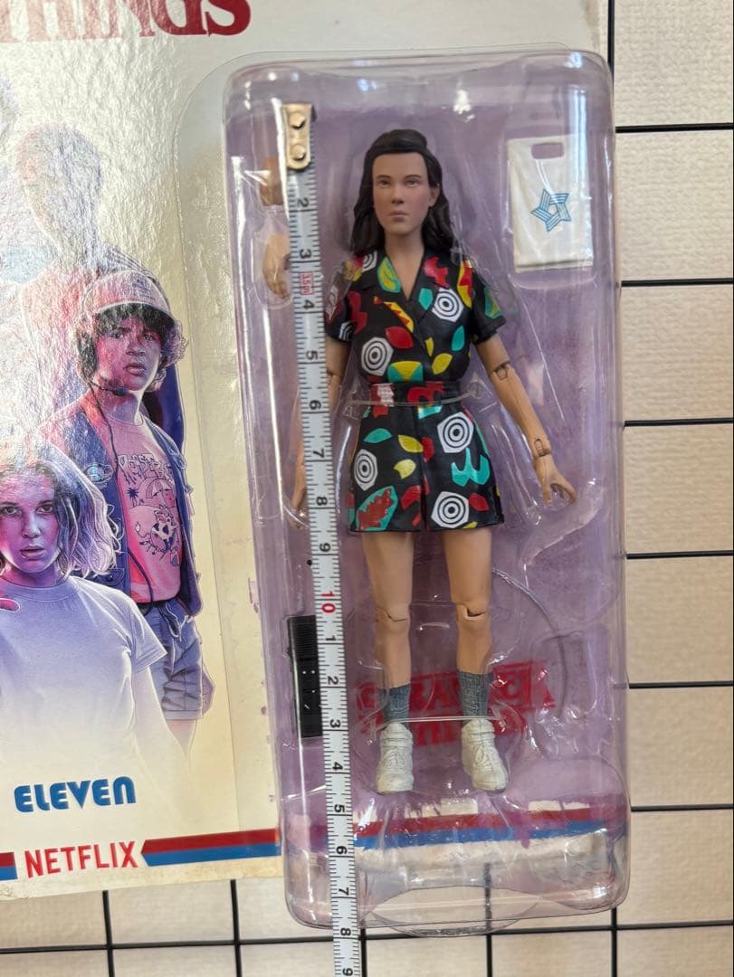 ストレンジャー・シングス イレブン & ホッパー アクションフィギュア