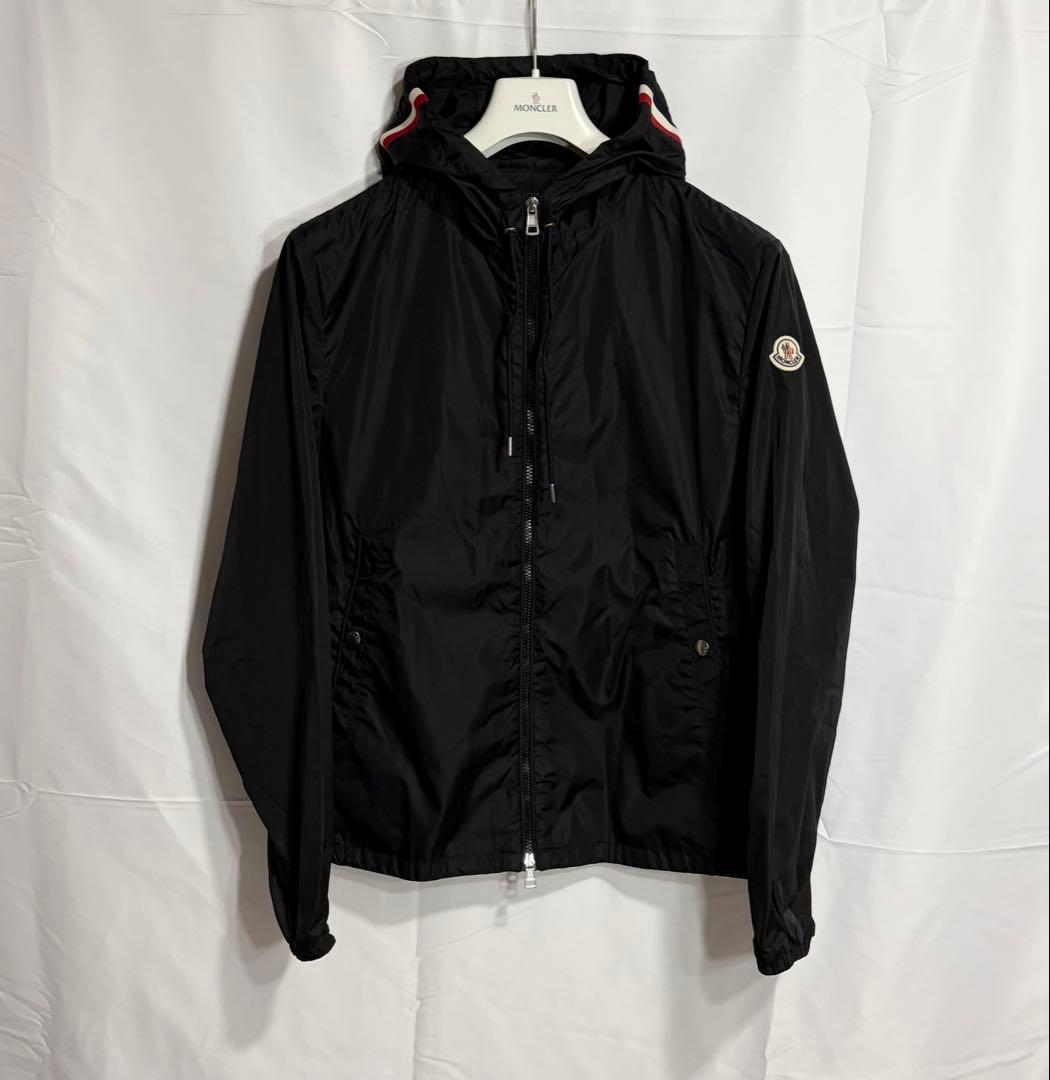 ［新品同様］モンクレール　ナイロンパーカー　ナイロンジャケット　グリンパー MONCLER（モンクレール） ウインドブレーカー ナイロンジャケット