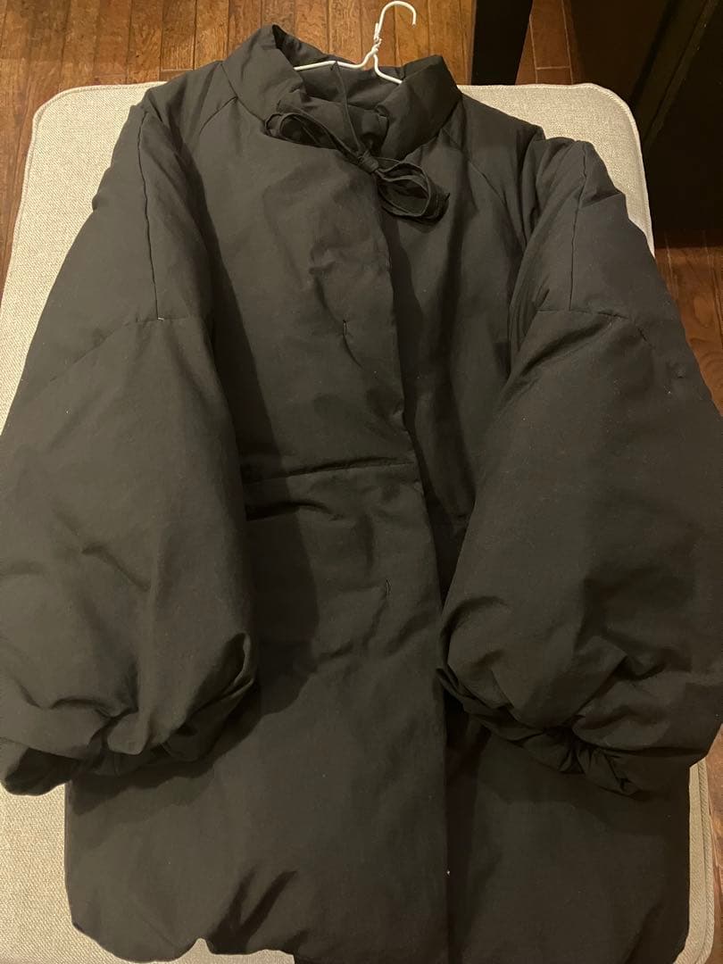 hinari 中綿リボンミドルコート ブラックの通販はau PAY マーケット