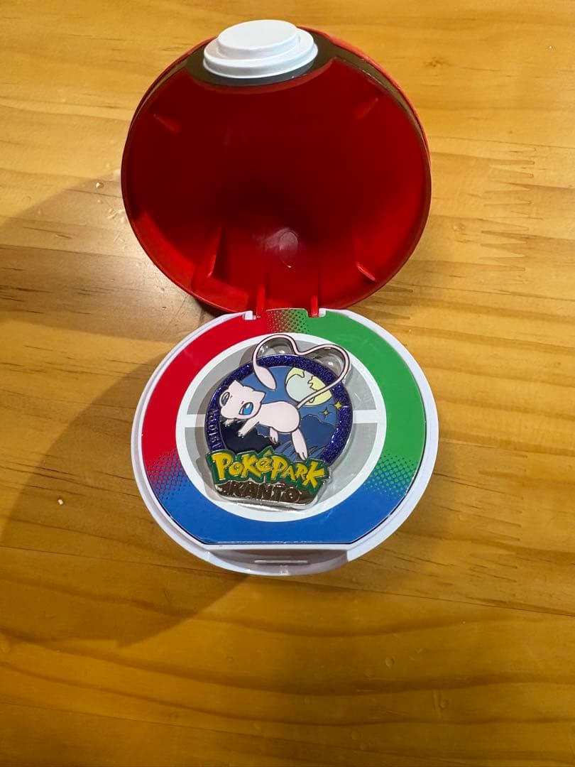 ポケパークカントー限定 ミュウ ピンバッジ - メルカリ