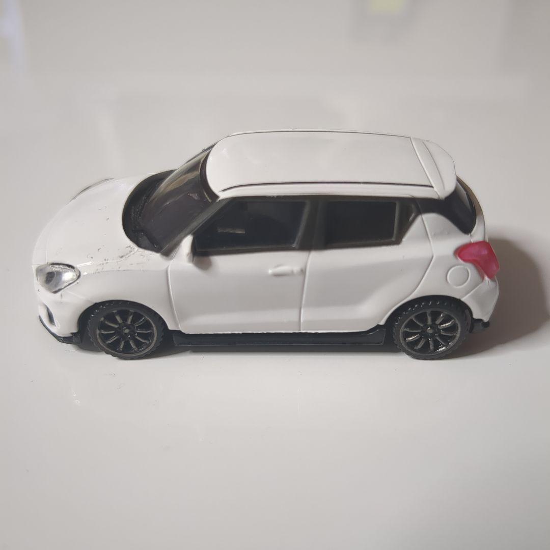 1/64 ZC33S スイフト スポーツ ピュアホワイトパール ガチャ - メルカリ