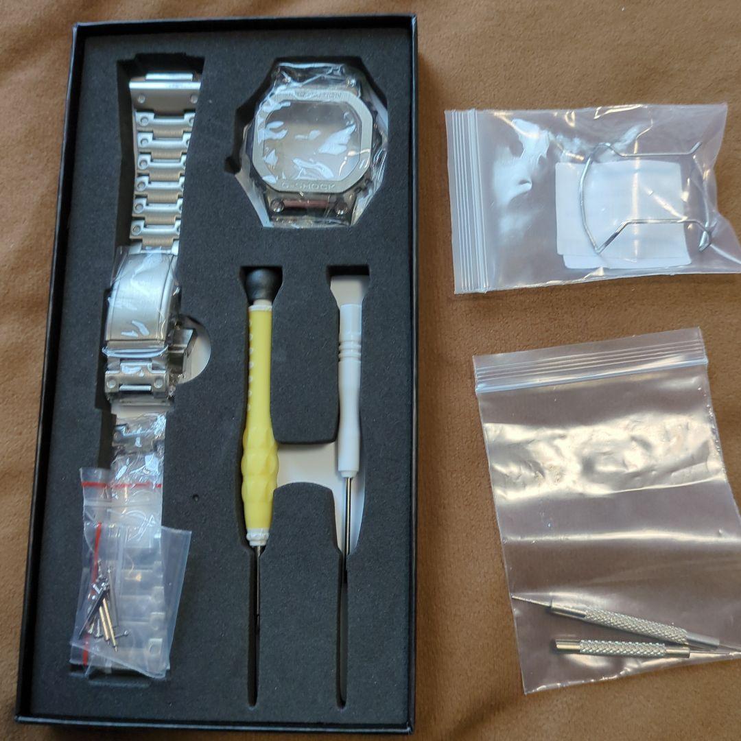 DW-5600系 金属ベルト時計キット シルバー 楽天市場】G-SHOCK DW-5600（ベルトカラーシルバー）の通販