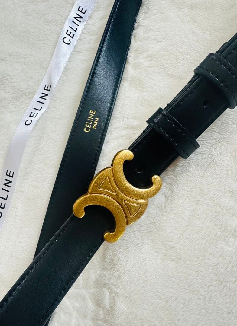 CELINE ブラックレザー ベルト ゴールドバックル 90 - メルカリ