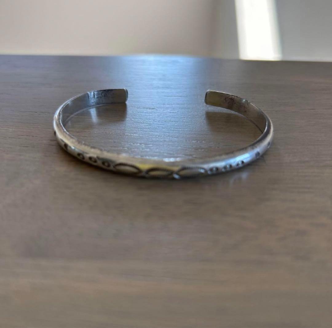 ナバホ族R.H.BEGAY STERLING 刻印 バングル SILVER925 ナバホ族R.H.