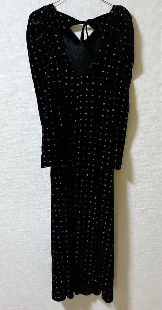 極美品 snidel ベロア刺繍 ワンピース 2024AWブラック S - メルカリ