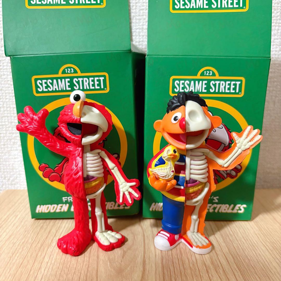 Mighty Jaxx セサミストリート エルモ アーニー 半解剖 フィギュア