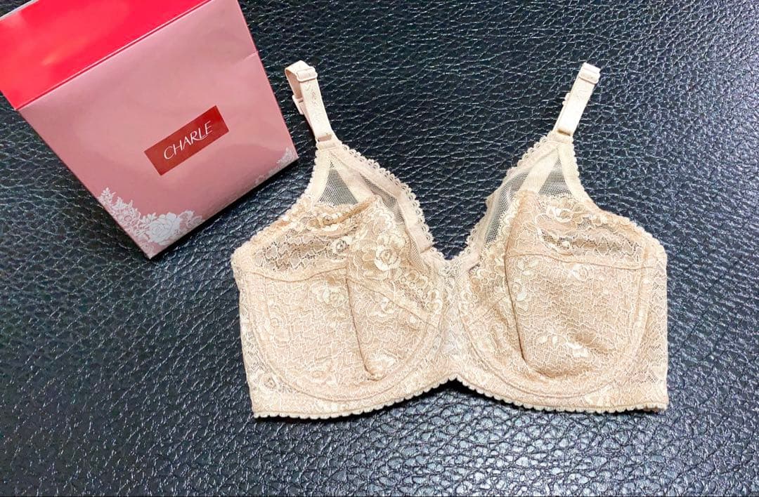 シャルレ 柔らかワイヤーブラジャー D85 2色入 ブラウン ピンク FA131 シャルレ 柔らかワイヤーブラジャー D85 2色入 ブラウン ピンク FA131