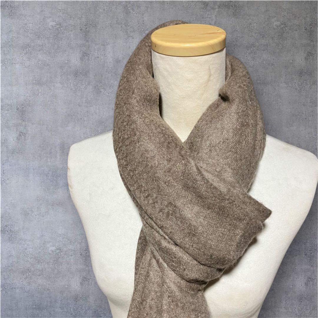 グレージュフワフワなめらかカシミア100%60幅ストール 新品 - メルカリ