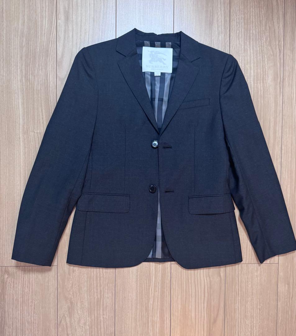 ⭐️emi様専用⭐️バーバリー フォーマル スーツ 150 卒服 美品 12Y