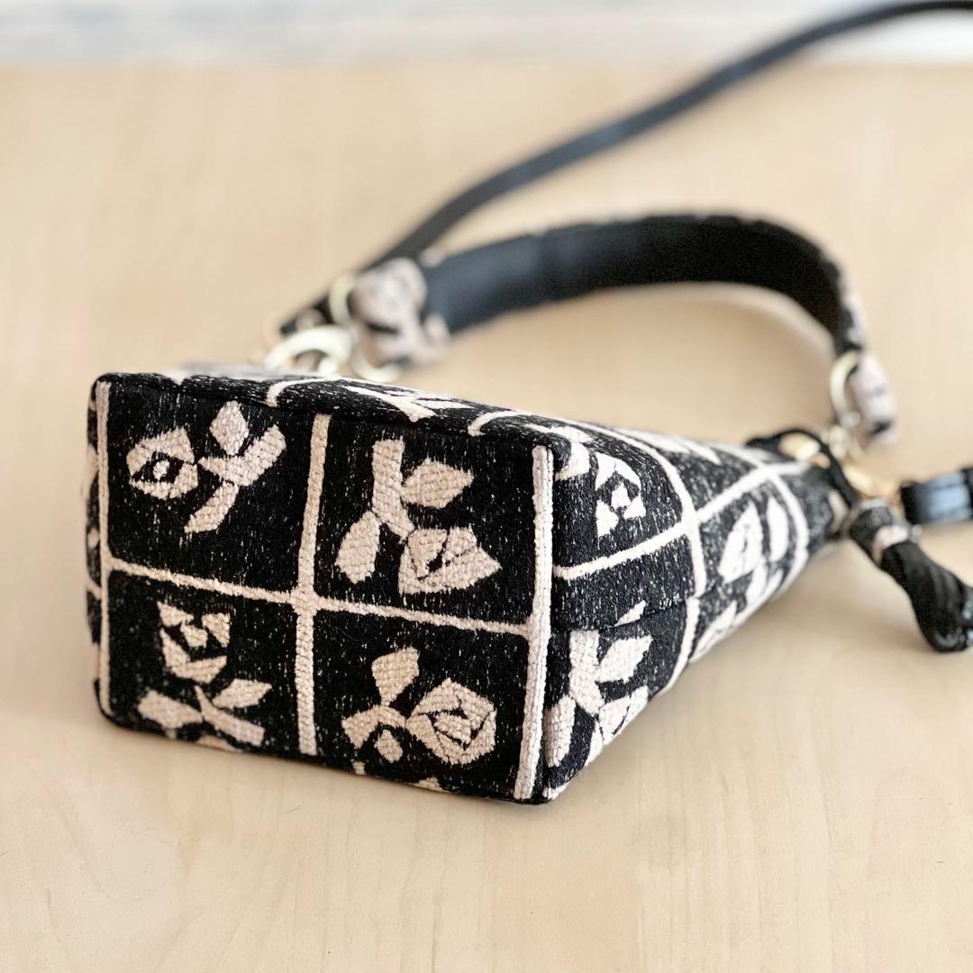 ミナペルホネン Lulu beige持ち手付きショルダーバッグMB601-081