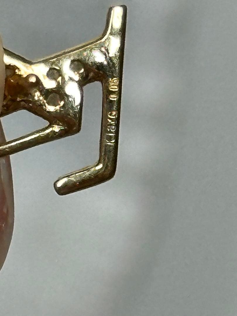 K18 0.05ct ダイアモンドLouis Vuitton ロゴピアス