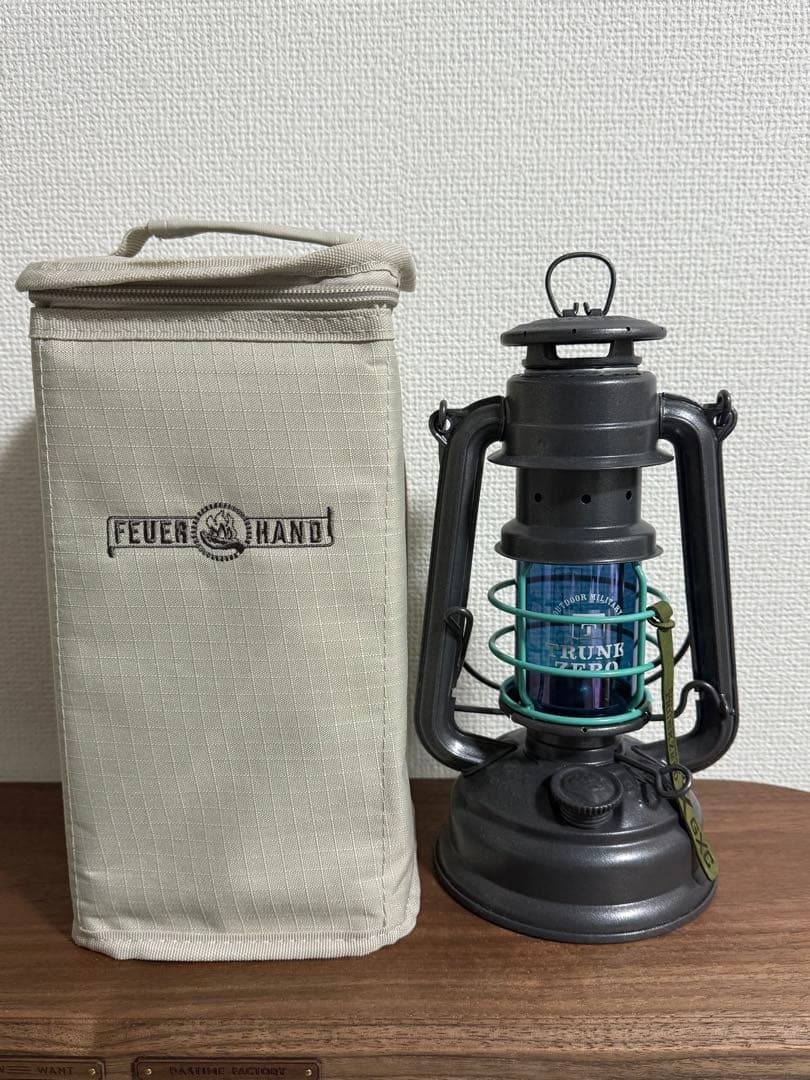 g×ctrunk zero コラボFEUERHAND ランタン グレー Feuerhand Hurricane Lanterns for sale in Galvanized Finish