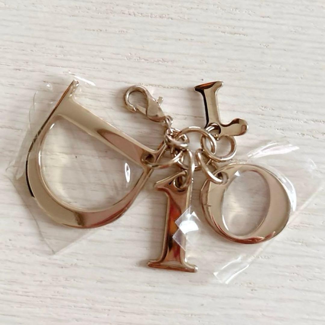 Dior チャーム 未使用 ディオール 駅南やまご質店オンラインショップ / ディオール バッグチャーム