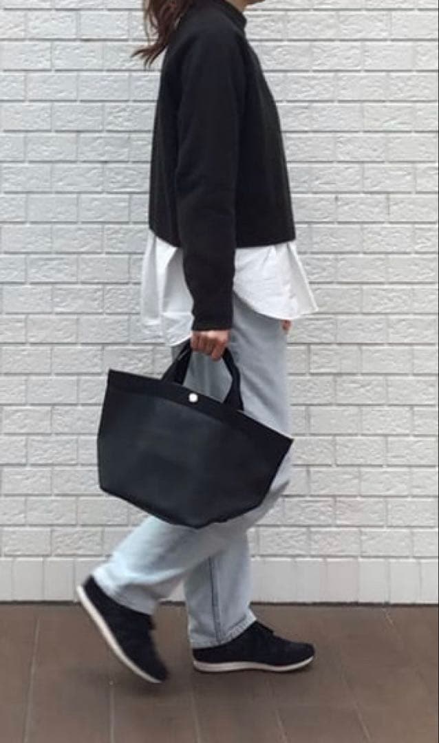 エルベシャプリエ 707GP ノワール 黒 Mサイズ 舟型 グリーンタグ