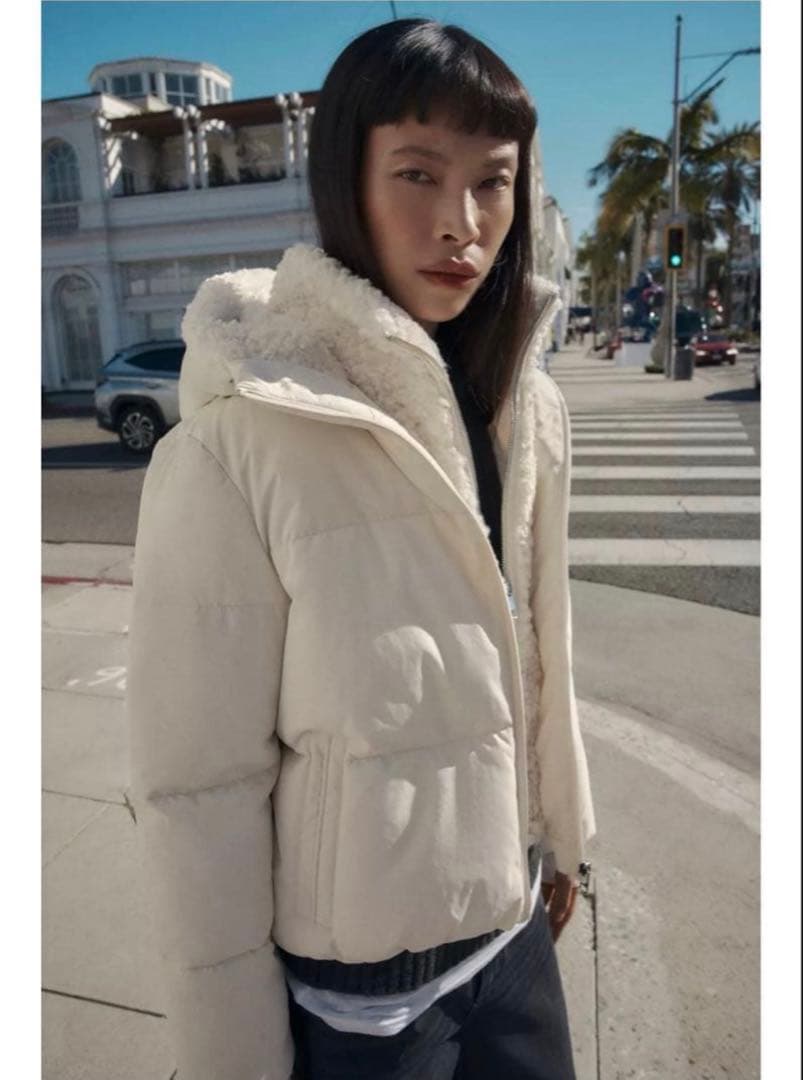 ZARA フェイクシープスキンフード付き撥水ウィンドブレーカー