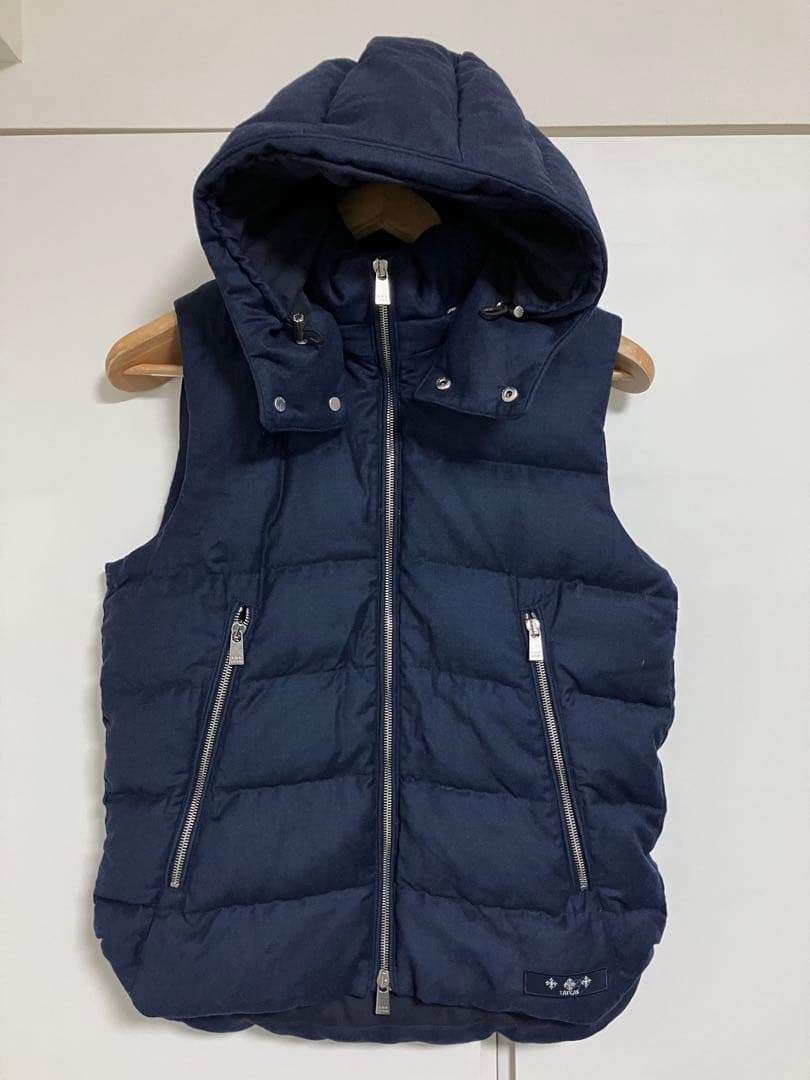 TATRAS タトラスの高級Rラインダウンベスト ネイビー　01サイズ　送料無料 TATRAS タトラス ダウンベスト Rライン高級ライン ウール シルク