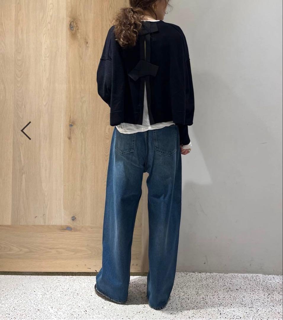 【美品】カレンソロジー ファインウールバックリボンプルオーバー ネイビー Curensology（カレンソロジー）の「Curensology(カレンソロジー