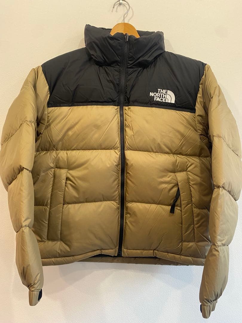ノースフェイス　ショートヌプシジャケット　ブラックxクラシックカーキ　 Lサイズ THE NORTH FACE Nuptse Jacket ブラックxクラシックカーキ（ザ・ノース