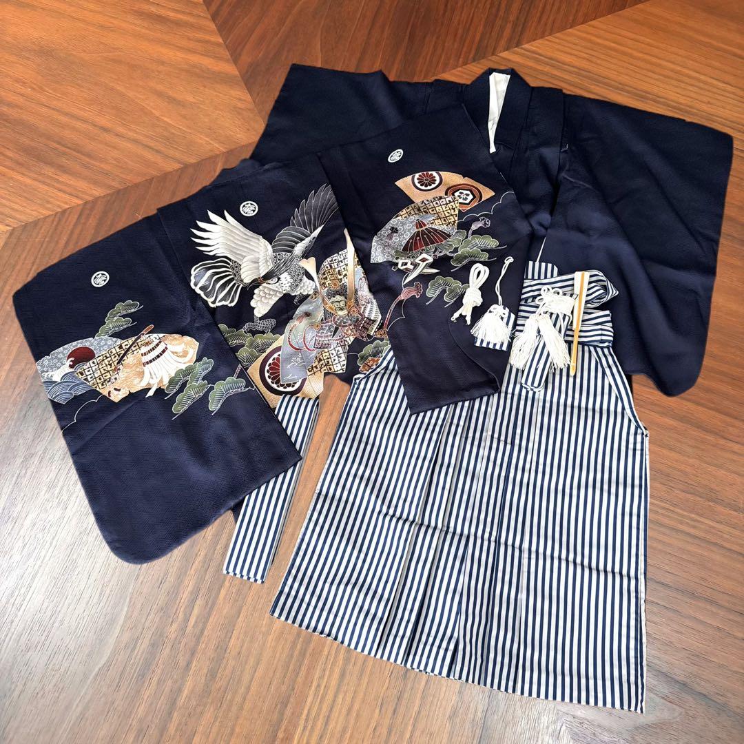 七五三 5歳男の子用 羽織袴9点セット ネイビー 鷹 兜 着物 フルセット 紺 SOUBIEN（創美苑） 七五三 着物 レンタル 5歳 男の子 フルセット 袴