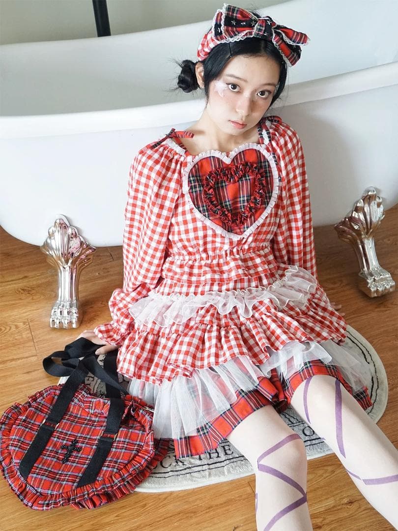 新品 SOS MEME CLUB 赤チェックハートセット - メルカリ