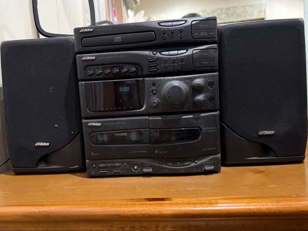 Victor コンポ FMラジオ CDカセットデッキ - メルカリ