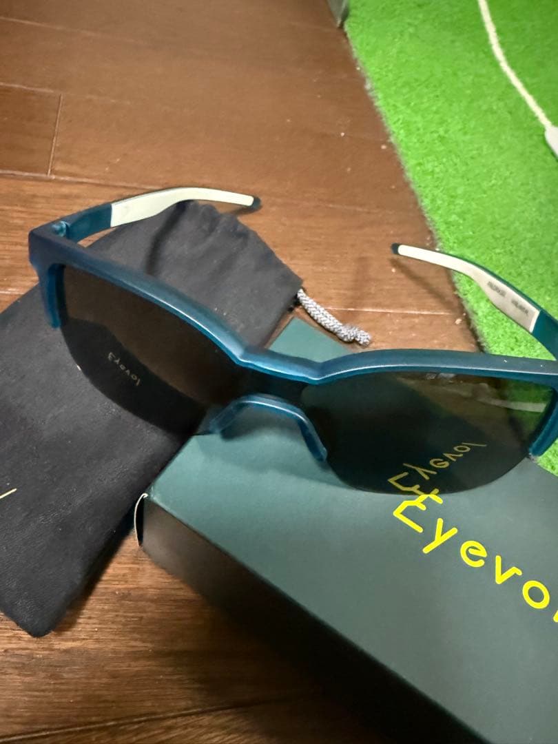 Eyevol FREDRIKSSON ブルー✖️ダークグレー